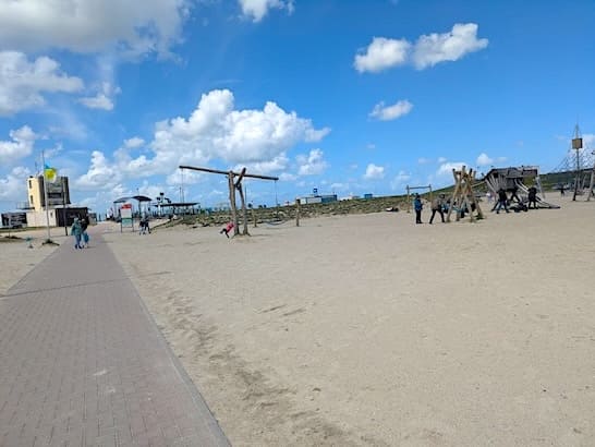 Strandspielplatz in Tossens